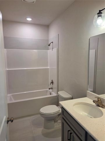 24350 SW 18TH LANE, Newberry, FL 32669