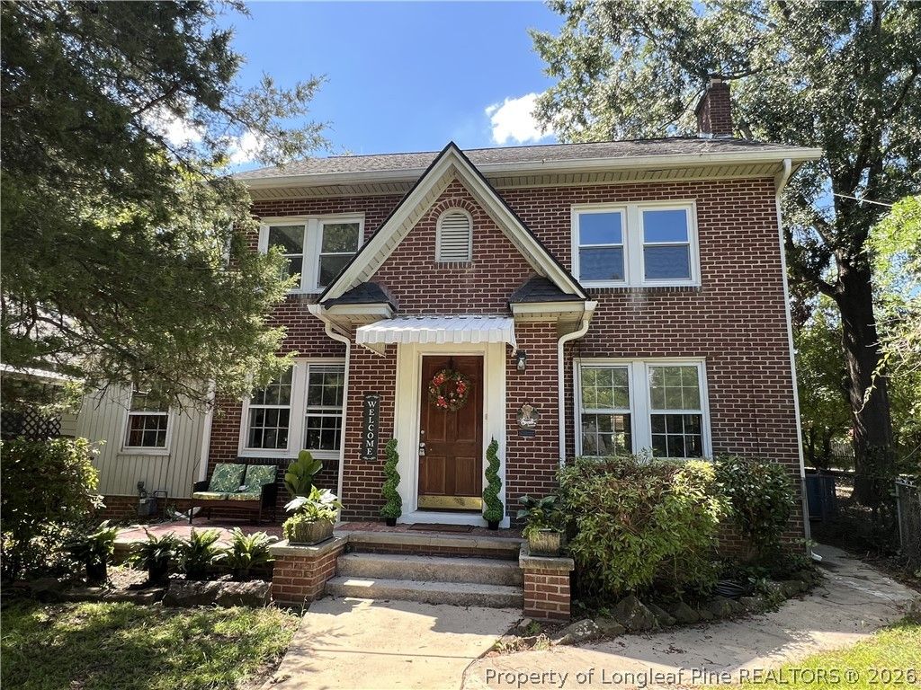 207 Hillcrest Avenue, Fayetteville, NC 28305 — exterior