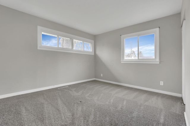 2874 Brookpark Circle W, Grove City, OH 43123