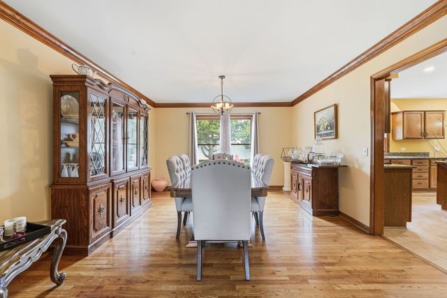 567 Warbler Drive, Bolingbrook, IL 60440