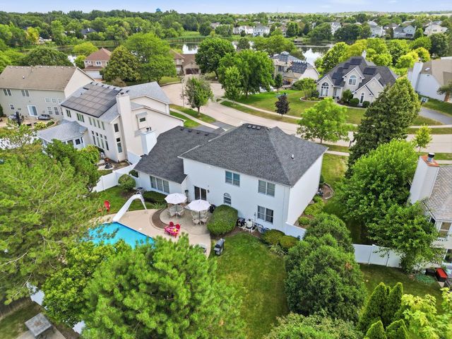 567 Warbler Drive, Bolingbrook, IL 60440