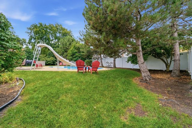 567 Warbler Drive, Bolingbrook, IL 60440