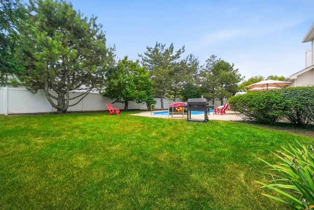 567 Warbler Drive, Bolingbrook, IL 60440