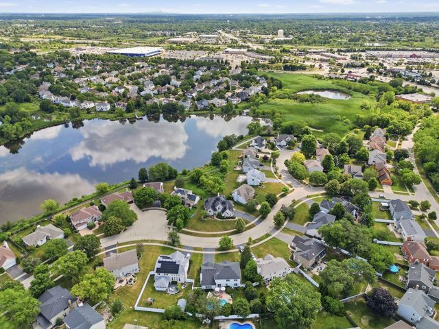567 Warbler Drive, Bolingbrook, IL 60440