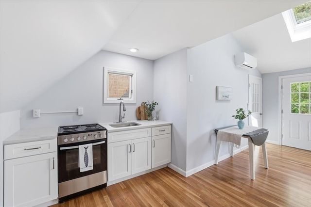 10 Old Colony Way, Yarmouth, MA 02664
