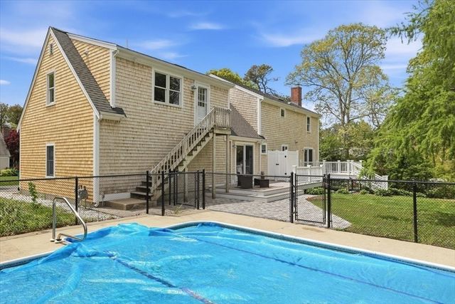 10 Old Colony Way, Yarmouth, MA 02664