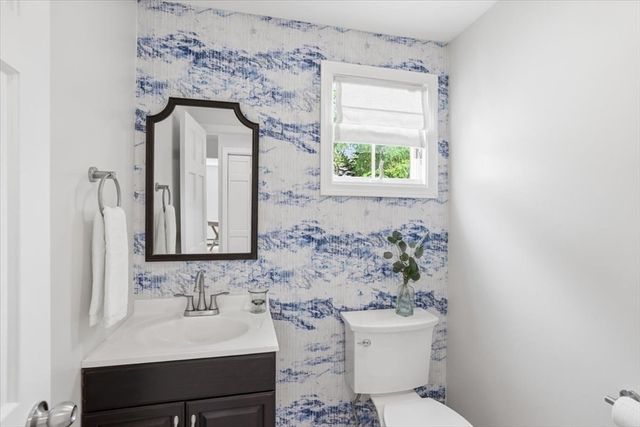 10 Old Colony Way, Yarmouth, MA 02664