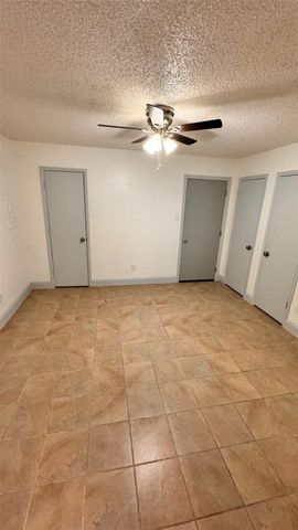 623 Mcqueary Street, Arlington, TX 76012