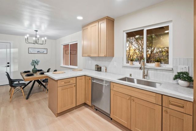 4920 Winding Way, Auburn, CA 95602