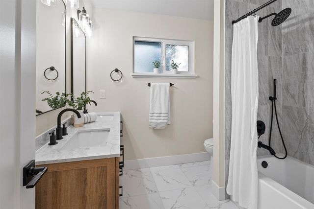 4920 Winding Way, Auburn, CA 95602