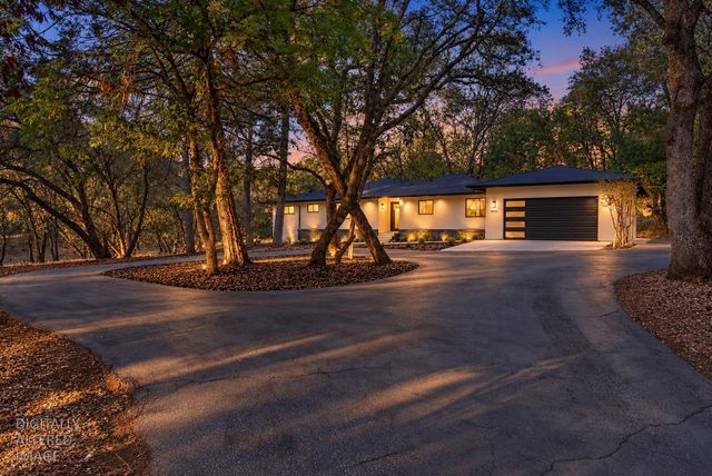 4920 Winding Way, Auburn, CA 95602
