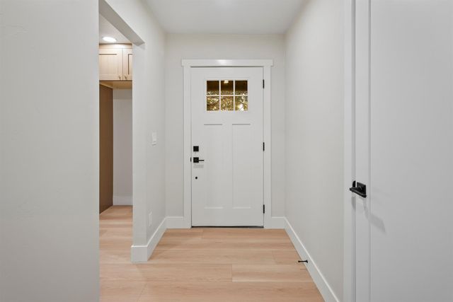 4920 Winding Way, Auburn, CA 95602
