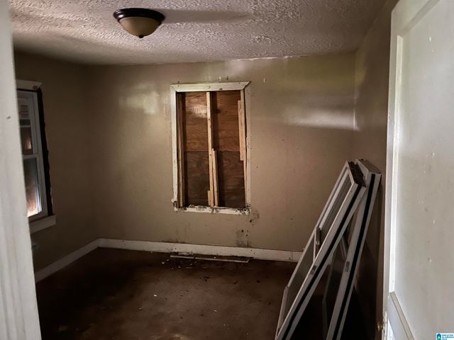 2812 AVENUE D, Birmingham, AL 35218