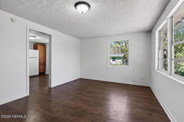 9162 6TH Avenue, Jacksonville, FL 32208