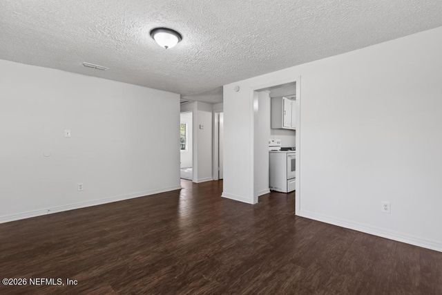 9162 6TH Avenue, Jacksonville, FL 32208