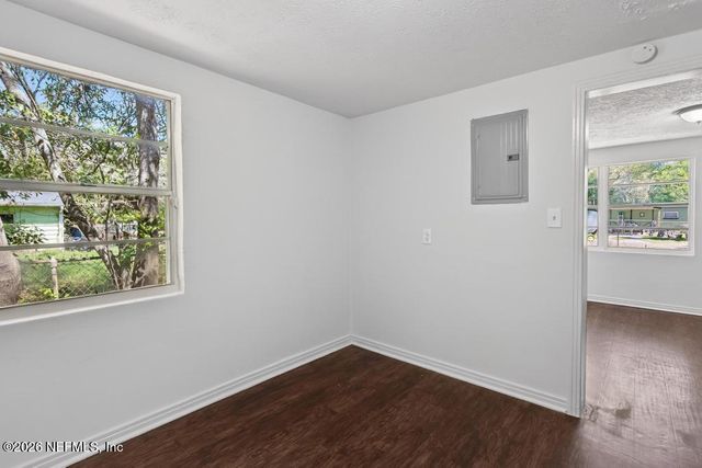 9162 6TH Avenue, Jacksonville, FL 32208