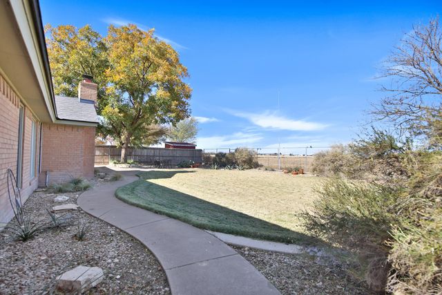 17 Comanche Lane, Ransom Canyon, TX 79366