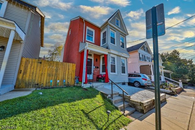 63 Harris St, Phillipsburg Town, NJ 08865