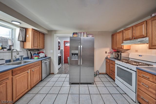 63 Harris St, Phillipsburg Town, NJ 08865