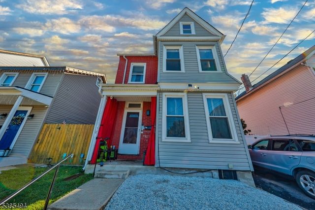 63 Harris St, Phillipsburg Town, NJ 08865