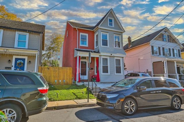 63 Harris St, Phillipsburg Town, NJ 08865