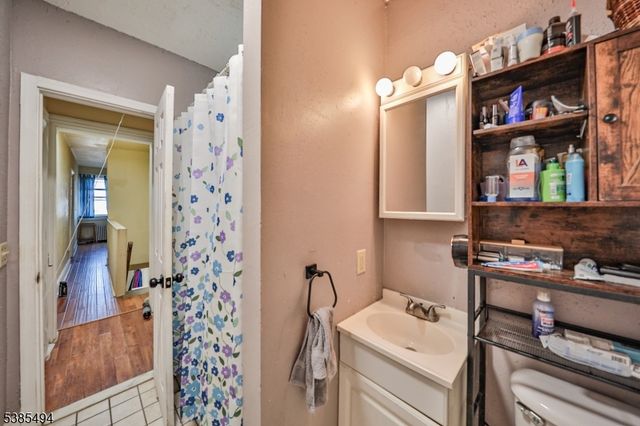 63 Harris St, Phillipsburg Town, NJ 08865