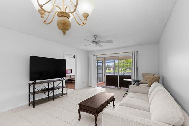 315 Cape Cod Circle B, Lake Worth, FL 33467