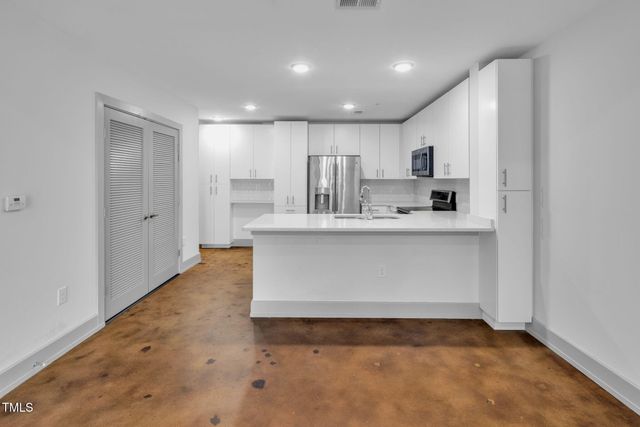 1300 St Marys Street 402, Raleigh, NC 27605