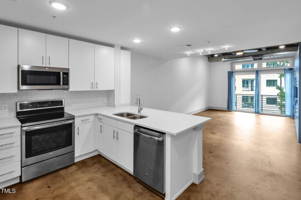 1300 St Marys Street 402, Raleigh, NC 27605