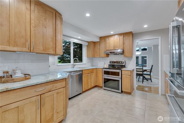 31643 37th Avenue SW, Federal Way, WA 98023