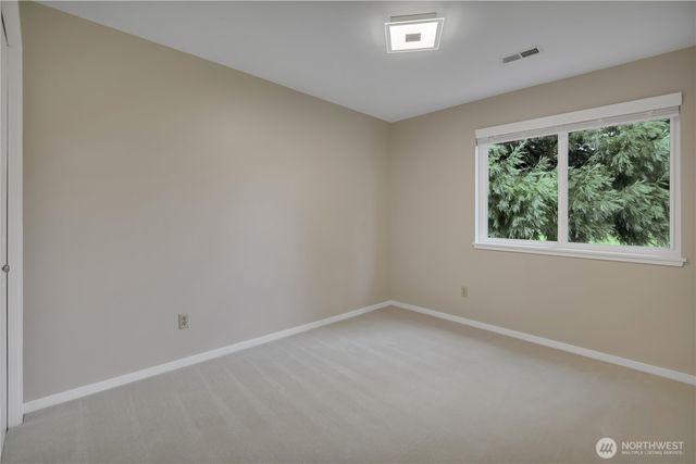 31643 37th Avenue SW, Federal Way, WA 98023