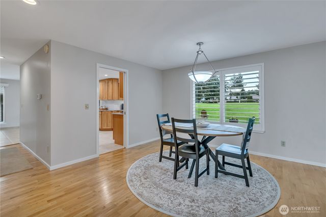 31643 37th Avenue SW, Federal Way, WA 98023