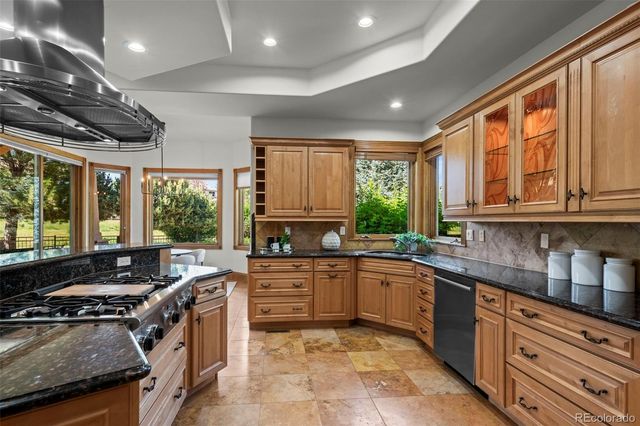 905 E 14th Way, Broomfield, CO 80020