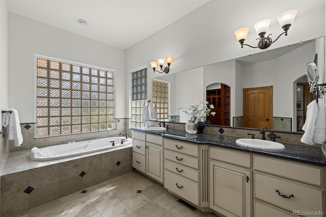 905 E 14th Way, Broomfield, CO 80020