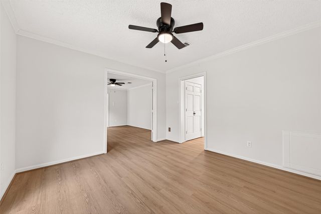 3031 Broadmoor Drive, Sugar Land, TX 77478