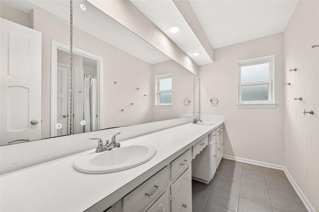 3031 Broadmoor Drive, Sugar Land, TX 77478