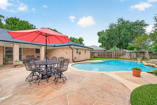 3031 Broadmoor Drive, Sugar Land, TX 77478