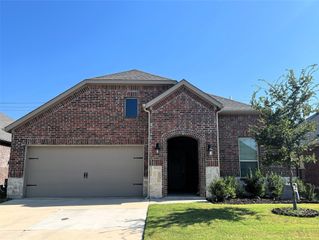 10500 Fountain Gate Street, Aubrey, TX 76227