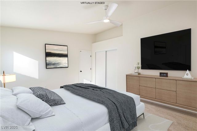 1941 Emerald Green Avenue, Las Vegas, NV 89106