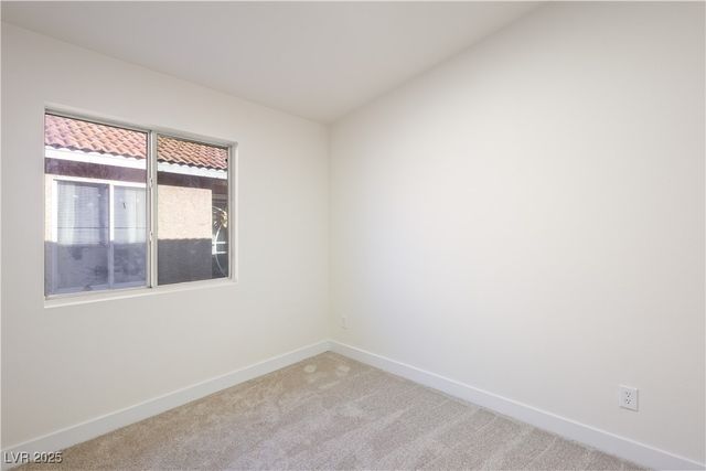 1941 Emerald Green Avenue, Las Vegas, NV 89106