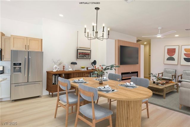 1941 Emerald Green Avenue, Las Vegas, NV 89106