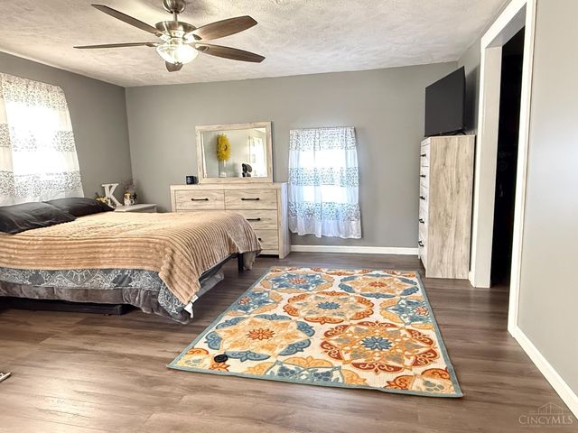 5545 Maple Grove Avenue, Blanchester, OH 45107