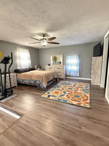 5545 Maple Grove Avenue, Blanchester, OH 45107