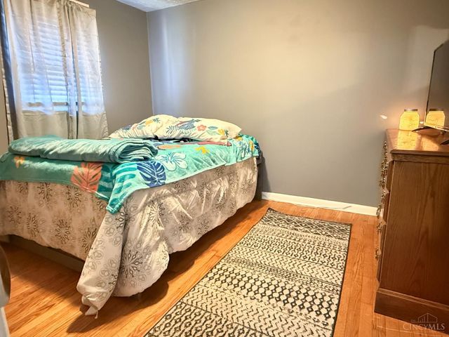 5545 Maple Grove Avenue, Blanchester, OH 45107