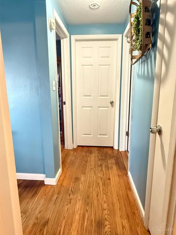 5545 Maple Grove Avenue, Blanchester, OH 45107