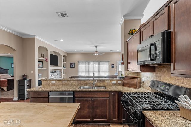 2403 Tallgrass Circle, Bossier City, LA 71111