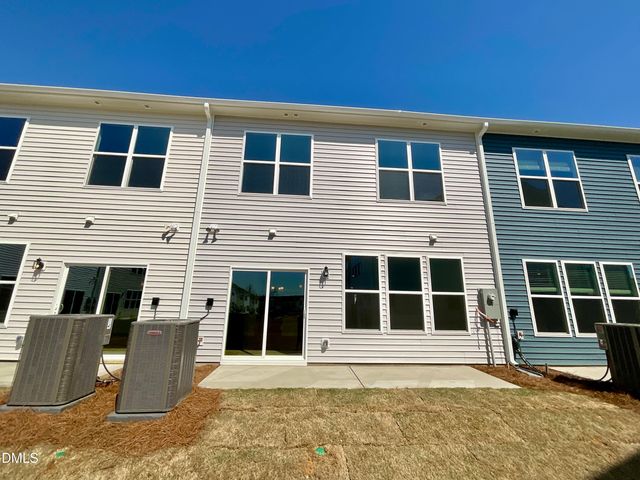 27 Pansy Park, Clayton, NC 27520