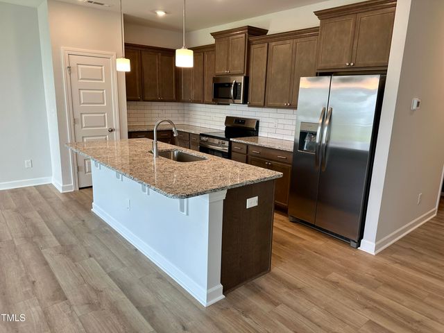 27 Pansy Park, Clayton, NC 27520