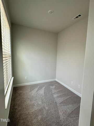 27 Pansy Park, Clayton, NC 27520