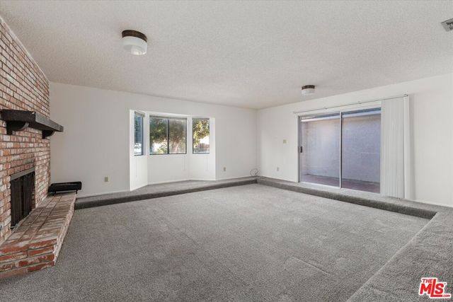 1725 Dejoy Street, Santa Maria, CA 93458